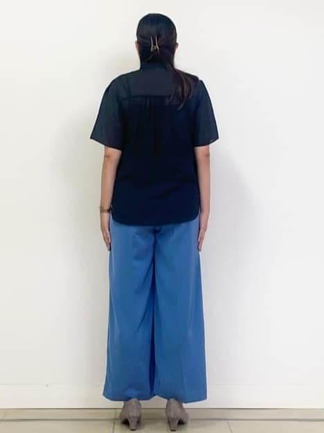chisaさんの「Reflect｜【選べる5色◎／マシンウォッシュ可】シャーリングデザインブラウス」を使ったコーディネート