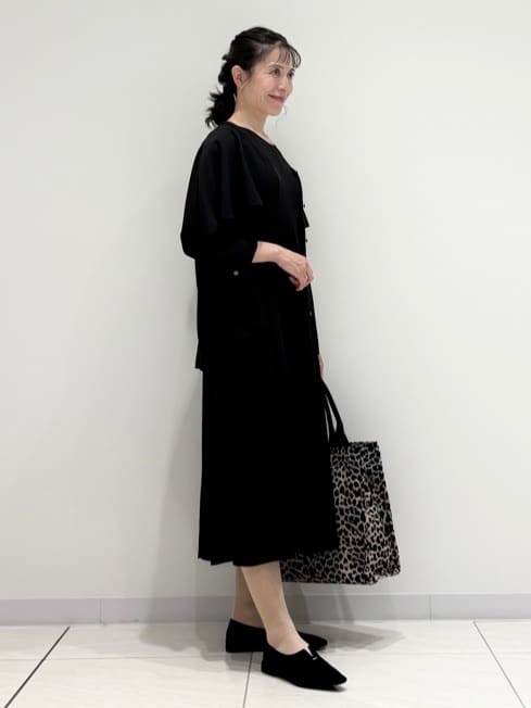 kayoさんの「INDIVI｜【羽織りとしても活躍！】ケープカラーブラウス」を使ったコーディネート