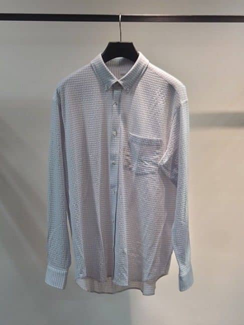 あまえびさんの「TAKEO KIKUCHI｜【抗菌防臭/シーズンレス】シアサッカーギンガムチェック ストレッチシャツ」を使ったコーディネート
