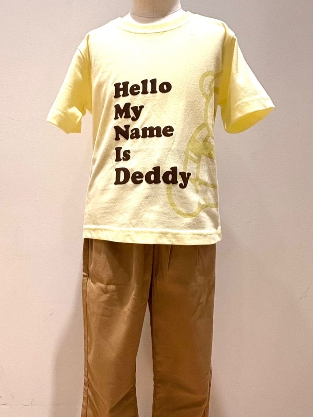 yumiさんの「Dessin｜【洗える】Deddyロゴ入り オーガニックコットンTシャツ」を使ったコーディネート