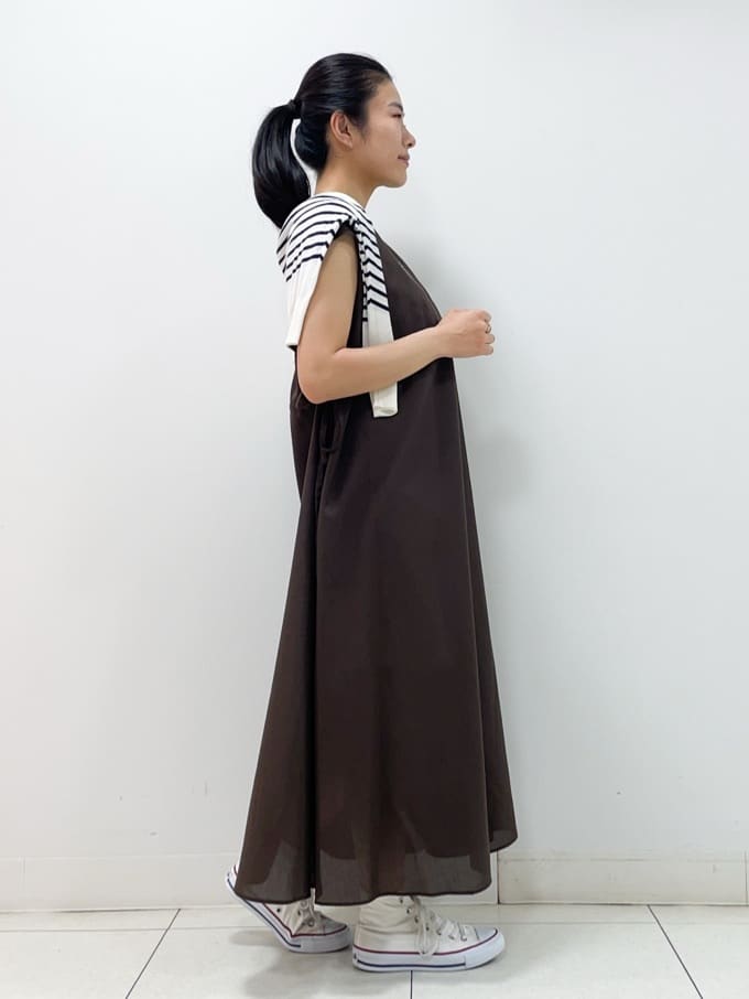yasuokaさんの「Dessin｜【リンクコーデ・洗える】ウエストドロスト付きチェック柄ワンピース」を使ったコーディネート