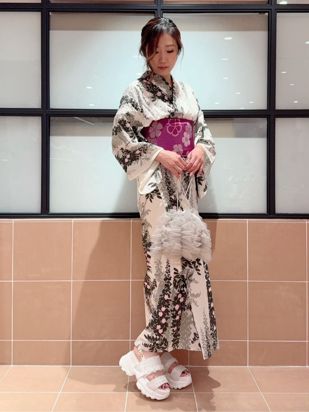 kaoriさんの「ESPERANZA｜ツイード風フラワーベルトスポサン」を使ったコーディネート