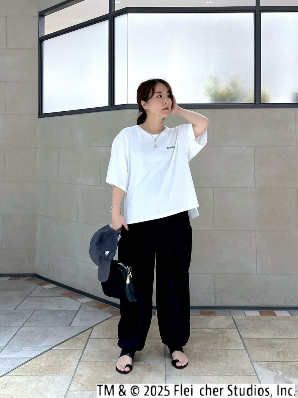 よねさんの「INDIVI｜【Betty Boop(TM)】バックプリントワイドTシャツ」を使ったコーディネート