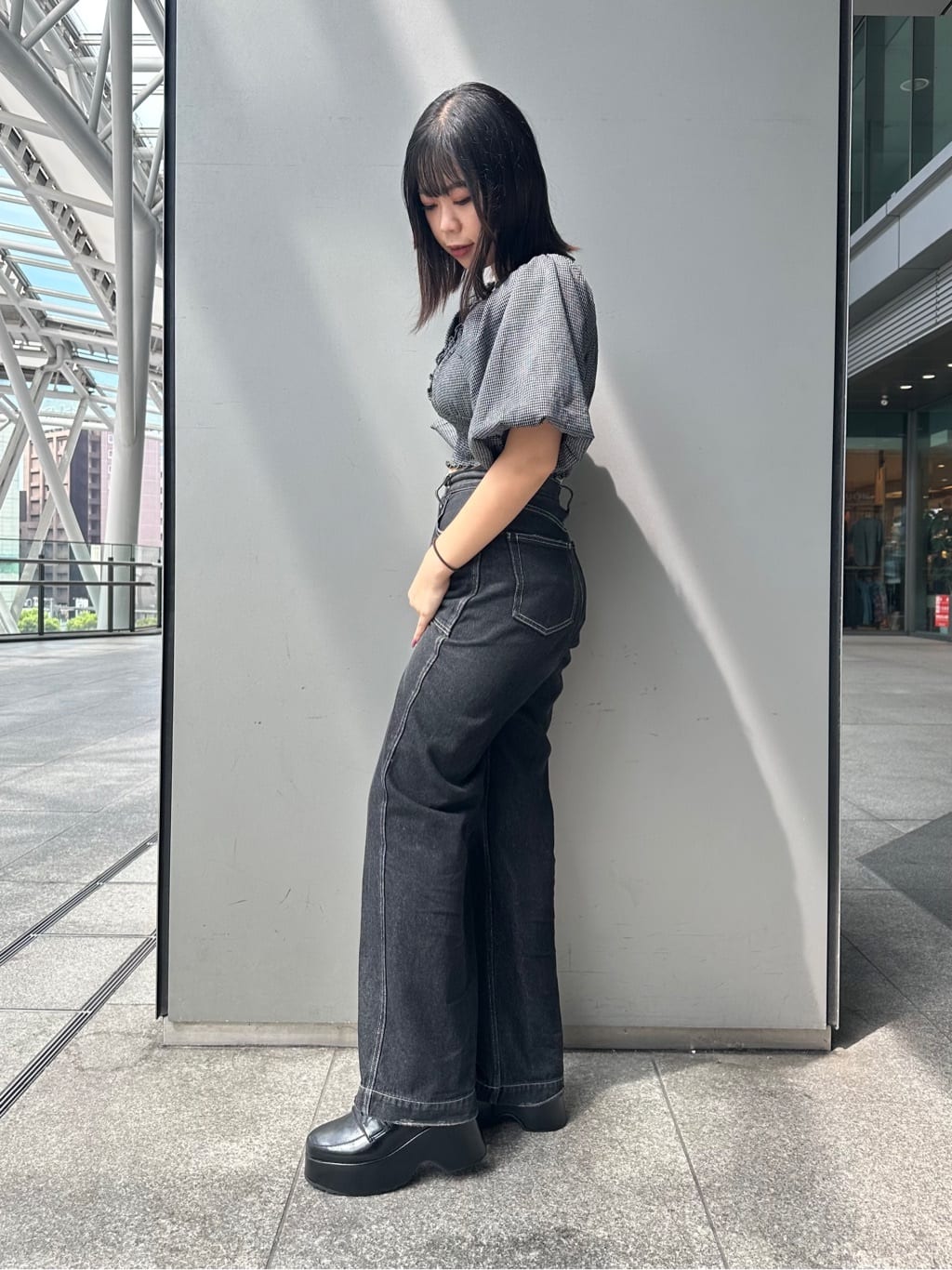 あずみさんの「ESPERANZA｜厚底サボローファー」を使ったコーディネート
