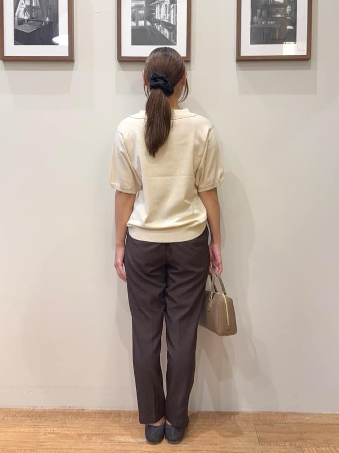 maiさんの「SHOO･LA･RUE｜【S-LL/洗える】大人の抜け感 スキッパーニット」を使ったコーディネート
