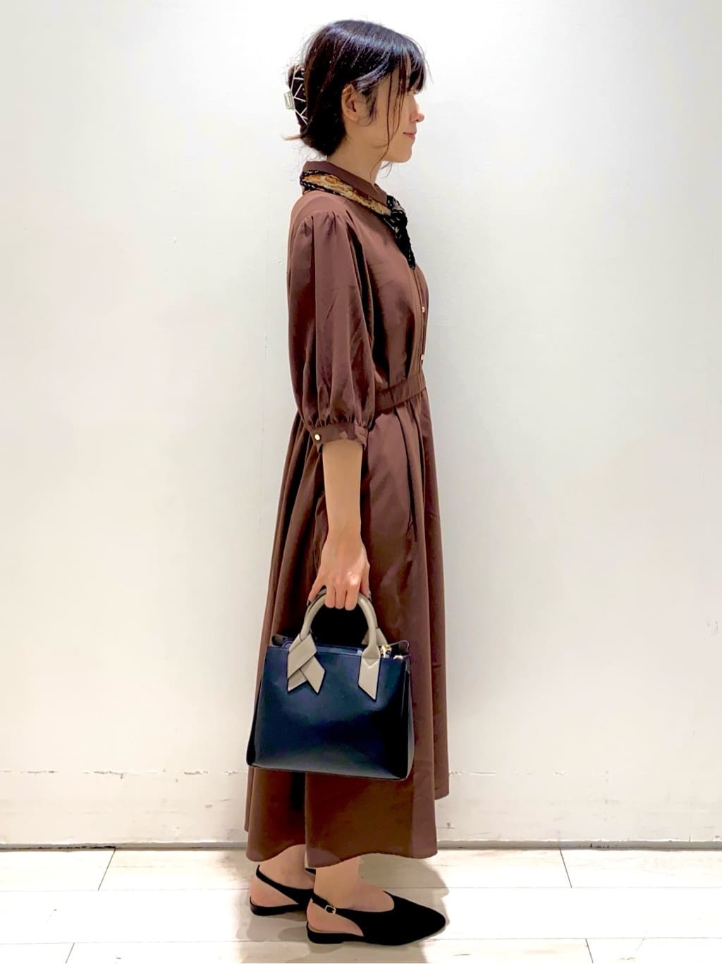 shikaさんの「THE SHOP TK｜5分袖シャツワンピース【防シワ/吸水速乾/UVケア/洗濯機OK】」を使ったコーディネート