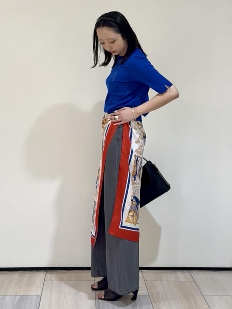 YUKAさんの「UNTITLED｜【グレー/ブルー/ジーンズ】ソフトワイドデニムパンツ」を使ったコーディネート