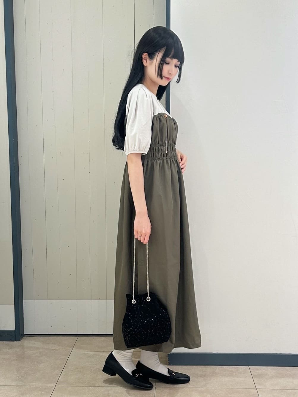yukinoさんの「grove｜【洗える/二の腕カバー】一枚で映える！ビスチェドッキングワンピース」を使ったコーディネート