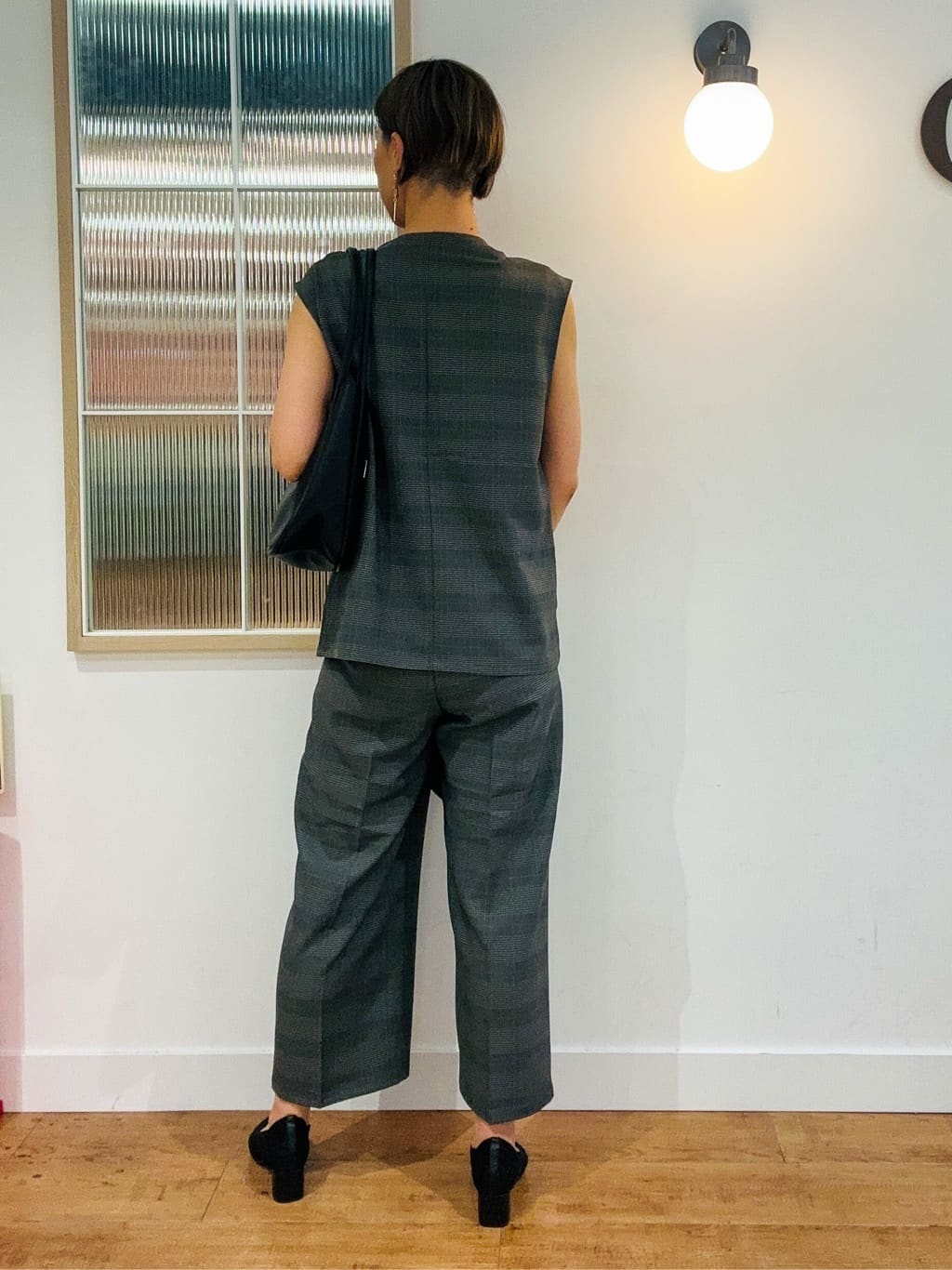 えまんさんの「SHOO･LA･RUE｜【S-LL/セットアップ可/洗濯後しわになりにくい】ダブルベスト」を使ったコーディネート