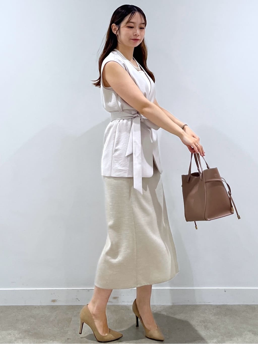 Saekoさんの「COUP DE CHANCE｜【手洗い可／日本製】カラーレスジレ」を使ったコーディネート