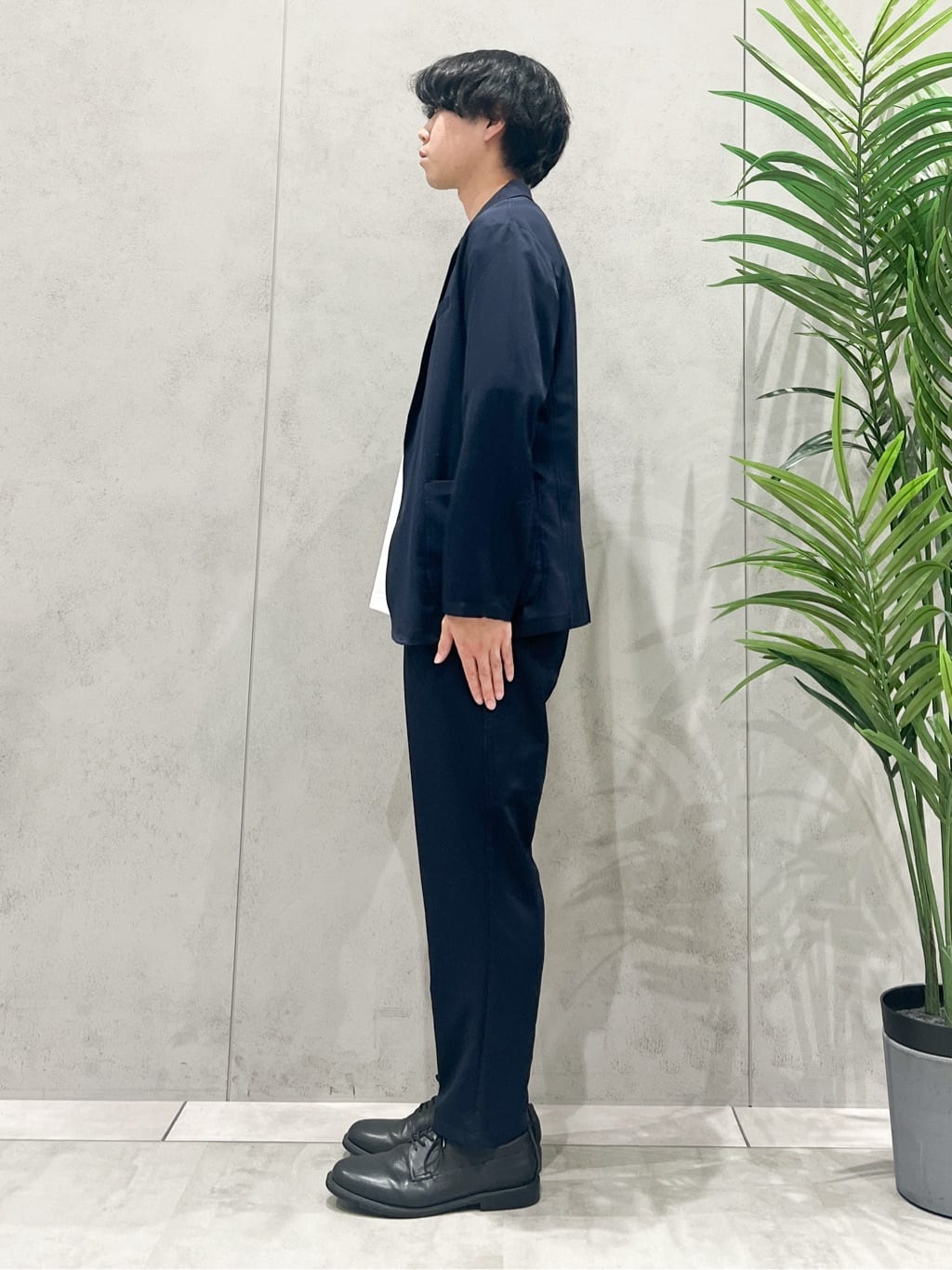 SHI-MAさんの「THE SHOP TK｜スムースファイバーリラックスジャケット 【セットアップ可／UVカット／イージーケア／洗濯機OK】」を使ったコーディネート