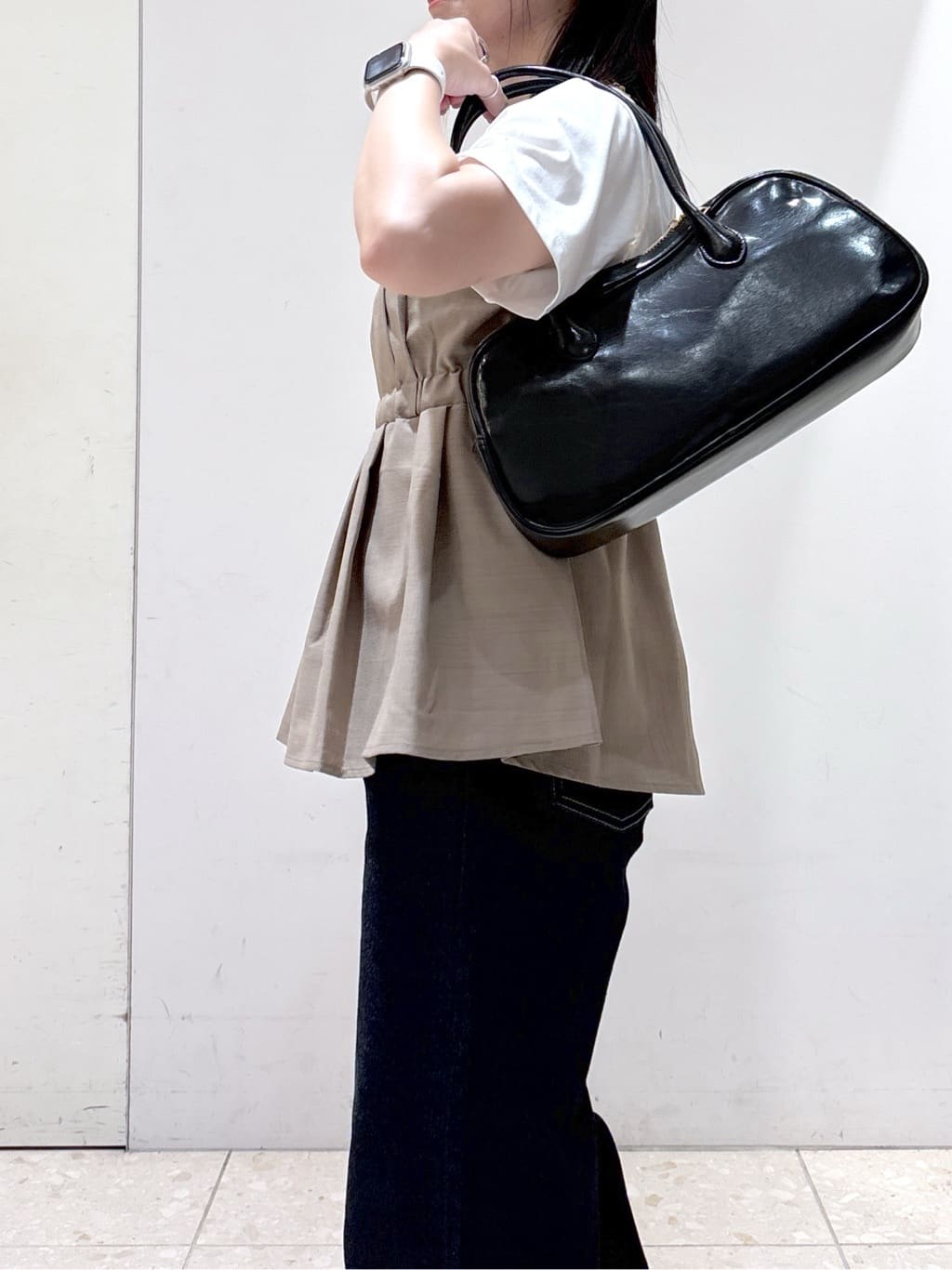 mameさんの「OPAQUE.CLIP｜タックビスチェドッキングカットソー【洗濯機洗い可】」を使ったコーディネート