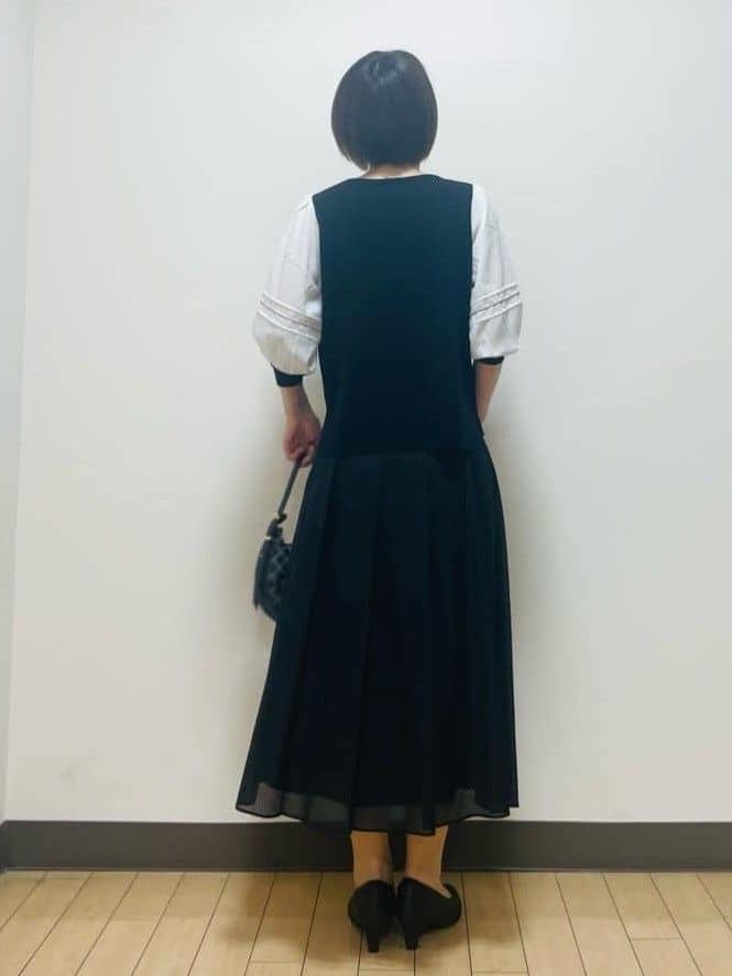 Riiさんの「Reflect｜【WEB先行カラーあり／手洗い可】ジョーゼットスリーブ&times;ニット」を使ったコーディネート