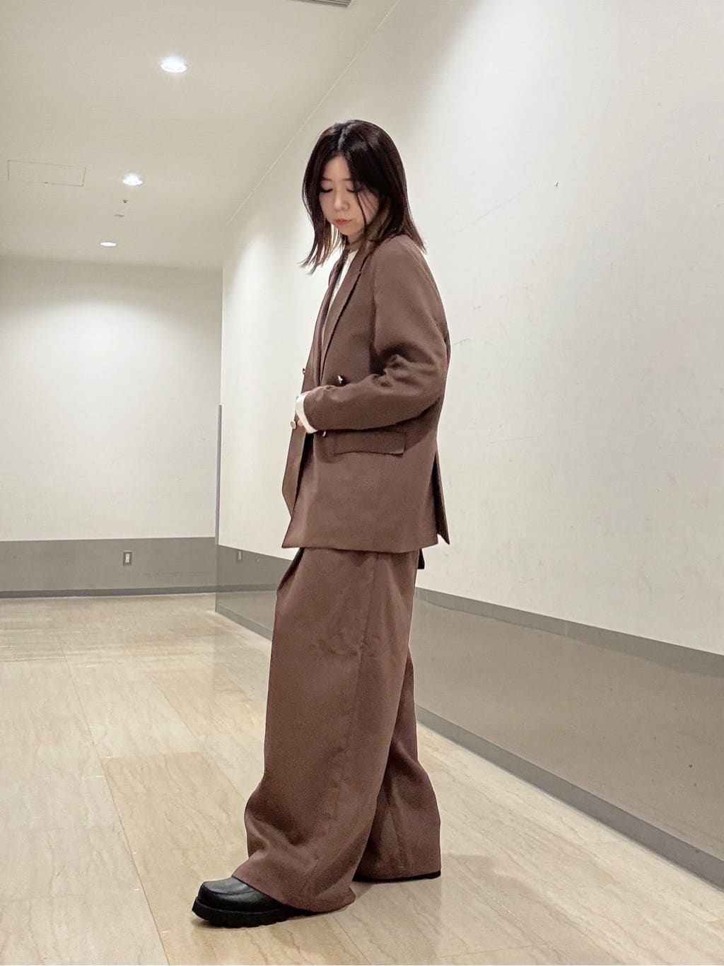 Renaさんの「tk.TAKEO KIKUCHI｜グランパバギースラックス」を使ったコーディネート
