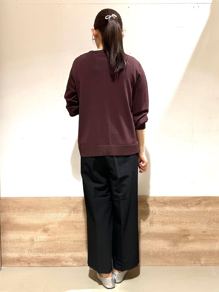 花さんの「SHOO･LA･RUE｜【洗える/S-LL】上品なラメ使い クルーネック ニットカーディガン」を使ったコーディネート