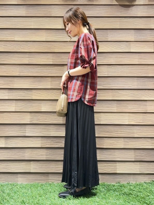 himiさんの「SHOO･LA･RUE｜【S-LL/5分袖】お袖タックできれいに魅せる 大人のチェックブラウス」を使ったコーディネート