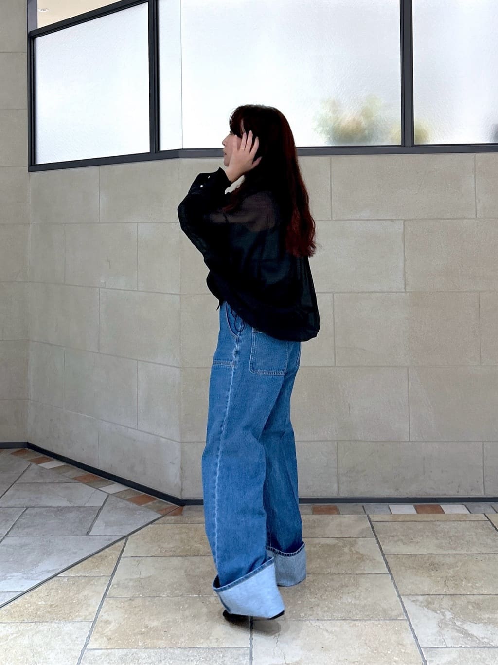 よねさんの「INDIVI｜ロールアップデニム」を使ったコーディネート