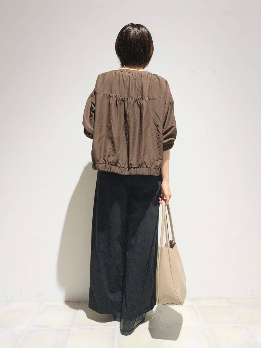 miomioさんの「SHOO･LA･RUE｜【S-LL】寒暖差のある時期に 大人上品なシアーブルゾン」を使ったコーディネート
