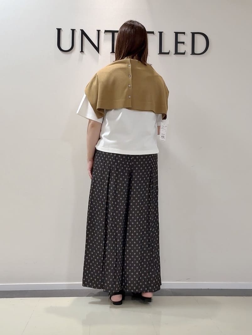 YUIさんの「UNTITLED｜【前後2WAY/アンサンブル可/ゆったり】シアーカーディガン」を使ったコーディネート
