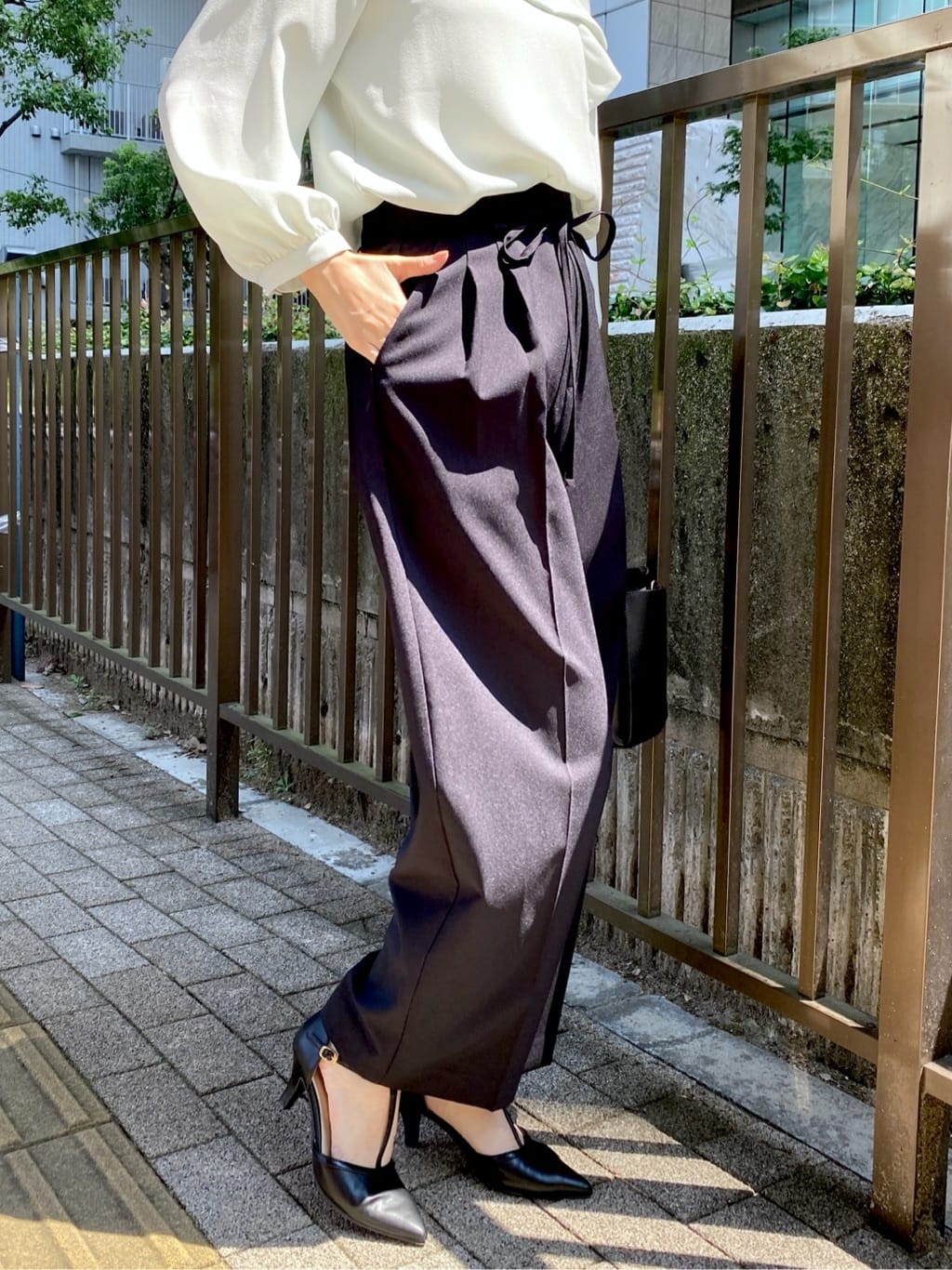 みさかさんの「index｜ストレッチ2タックワイドパンツ【洗濯機洗い可／接触冷感／吸水速乾】」を使ったコーディネート