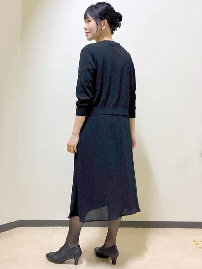  beni_gingerさんの「Reflect｜【吸水速乾／防しわ】シルキープリーツワンピース」を使ったコーディネート