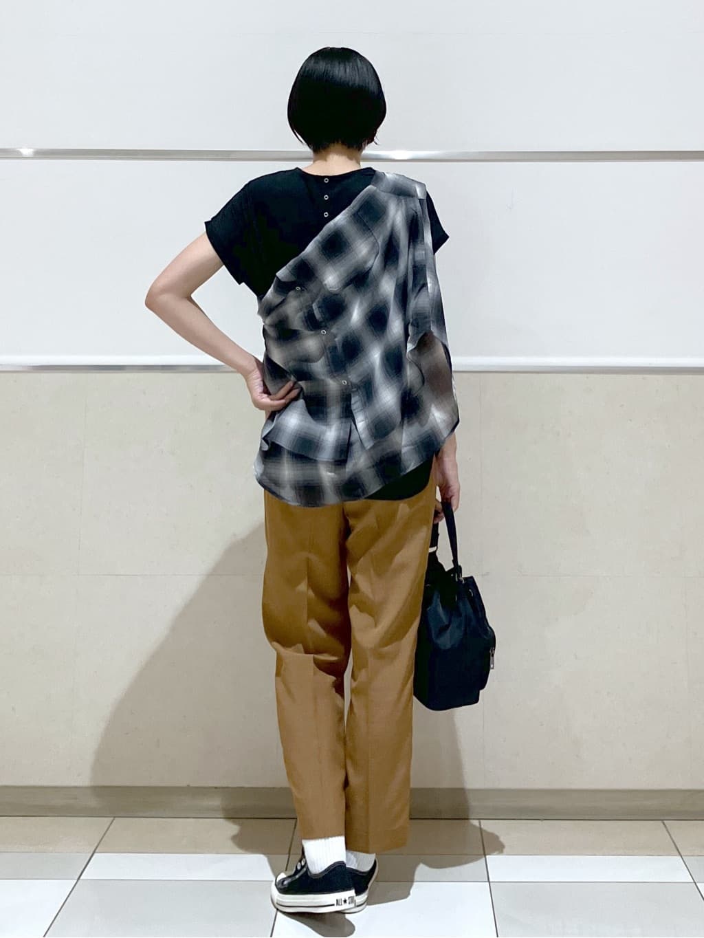 eriko さんの「Dessin｜【洗える】フレンチスリーブロゴ入りTシャツ」を使ったコーディネート