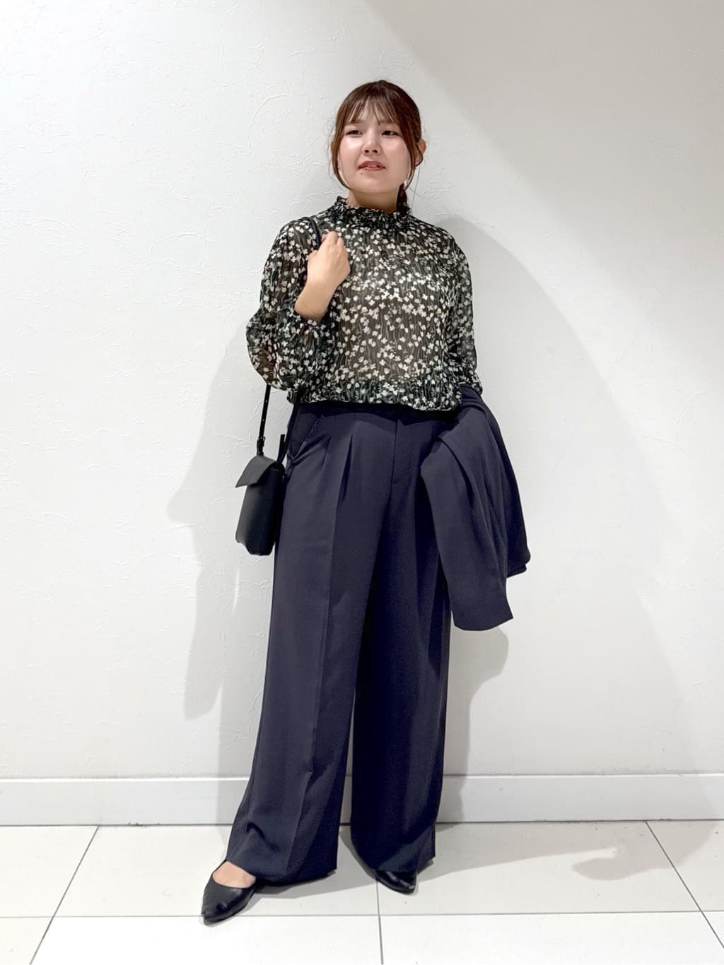 YUUKIさんの「INDIVI｜【着心地◎！】タックワイドパンツ」を使ったコーディネート