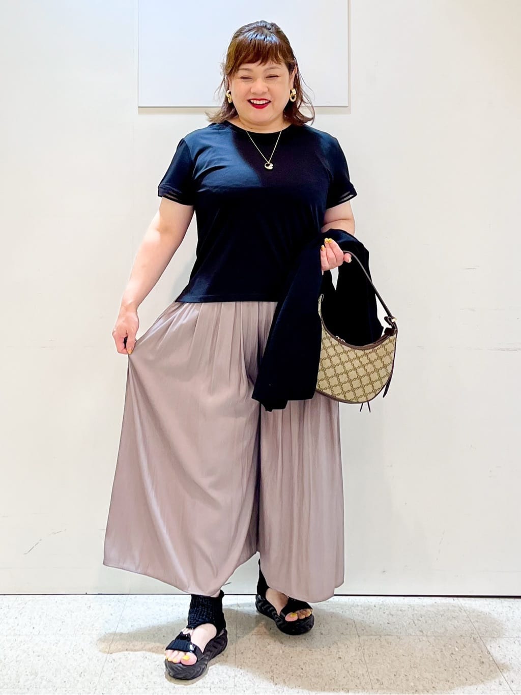 kimmyさんの「Reflect｜【インナーにおすすめ◎】シアーネックデザインプルオーバー」を使ったコーディネート