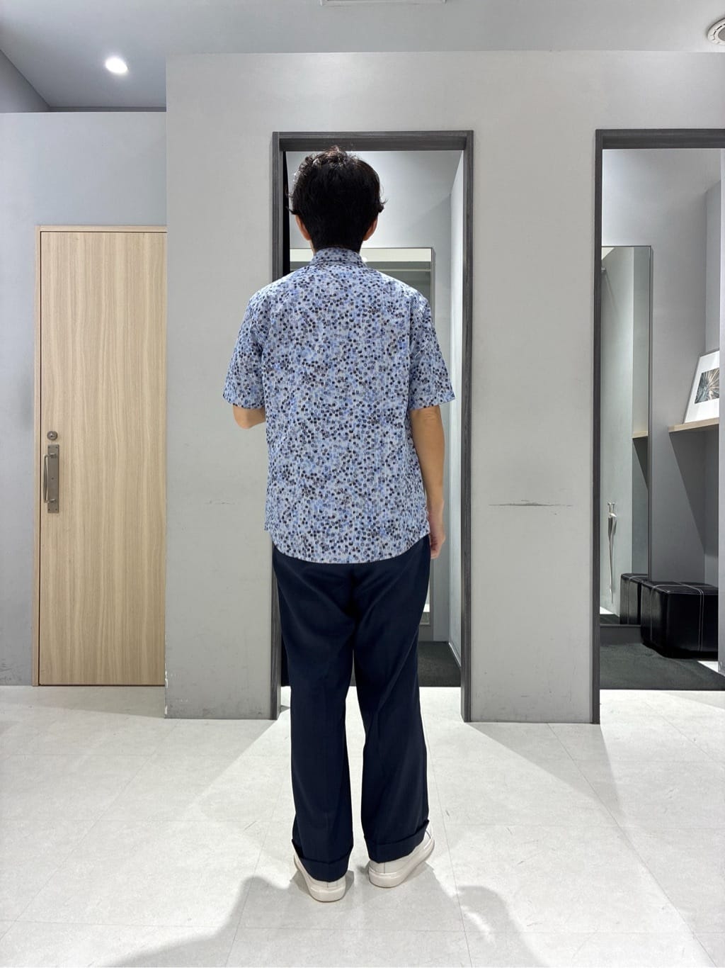 わいずみさんの「TAKEO KIKUCHI｜【撥水】ライトウェイト ボディバッグ」を使ったコーディネート