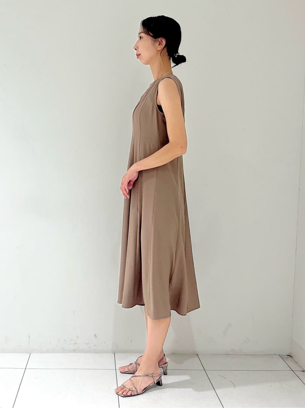 shioriさんの「INDIVI｜【軽く羽織れる！】ダブルジャケット」を使ったコーディネート