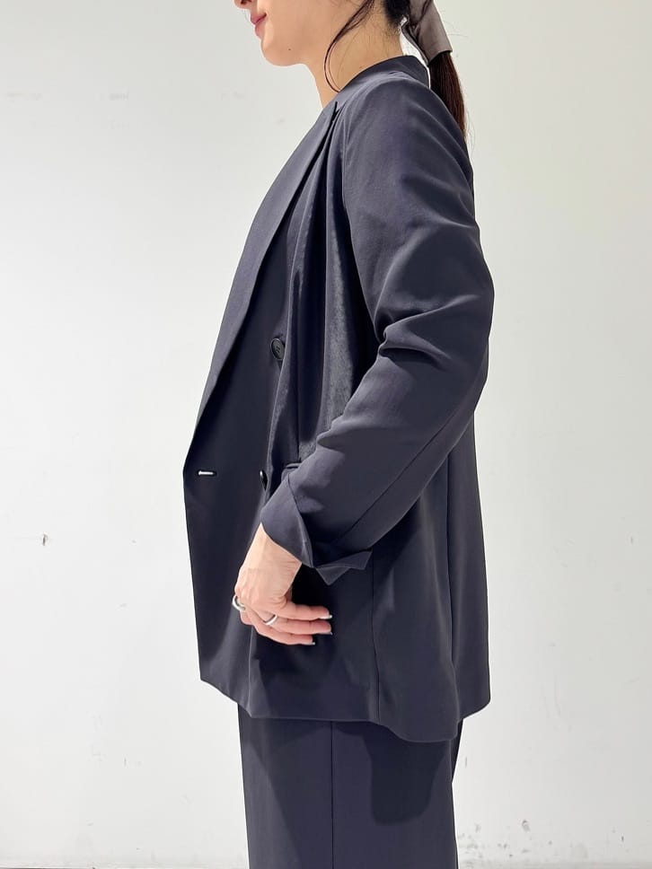 そんさんの「INDIVI｜【軽く羽織れる！】ダブルジャケット」を使ったコーディネート