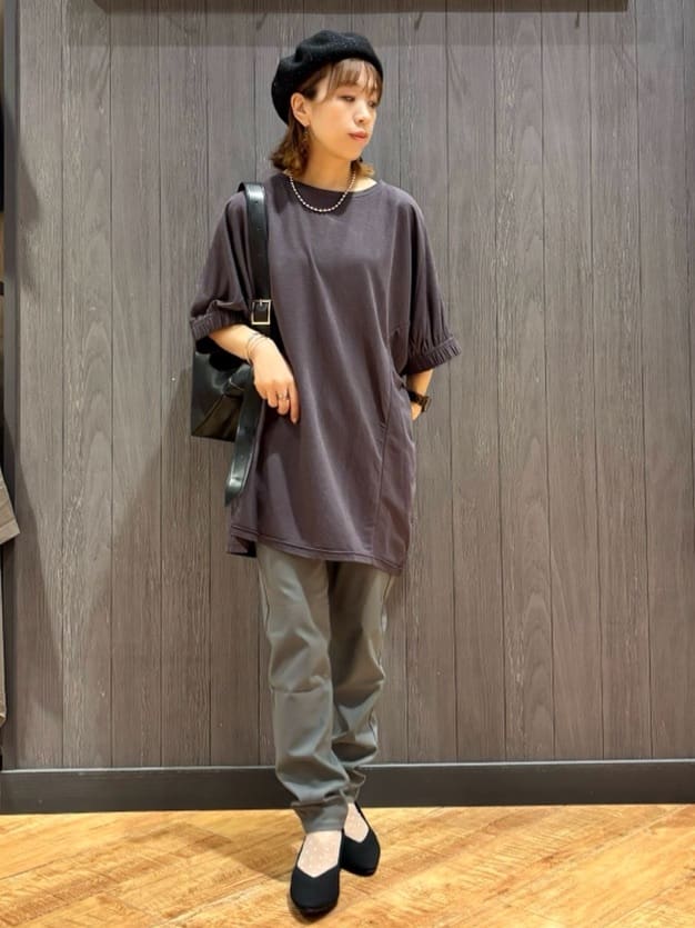 meiさんの「SHOO･LA･RUE｜【S-LL/洗濯機可】ぐんぐん伸びる ハイパースキニーパンツ」を使ったコーディネート