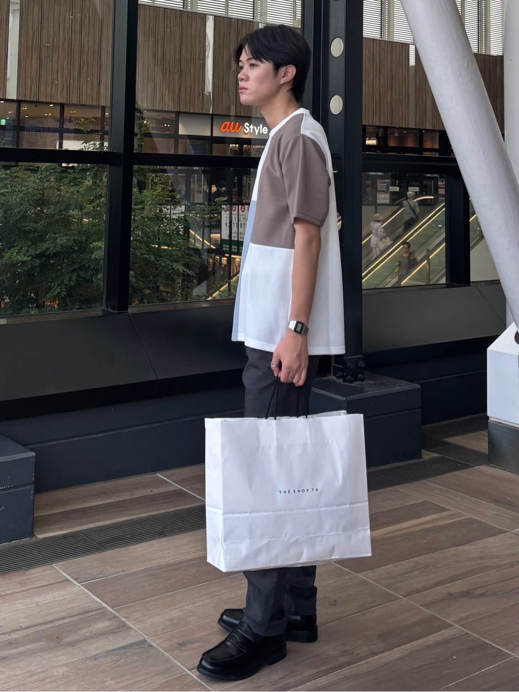 うらしーさんの「THE SHOP TK｜ツイルブロッキング 半袖Tシャツ 洗濯機OK」を使ったコーディネート