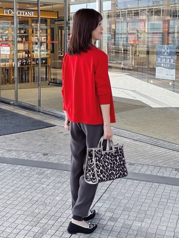 makiさんの「UNTITLED｜【アンサンブル可/薄手】ベーシッククルーネックカーディガン」を使ったコーディネート