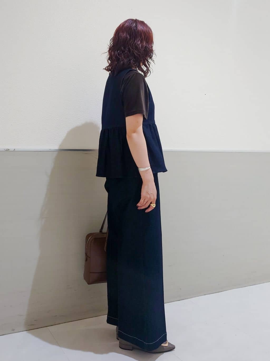maruさんの「THE SHOP TK｜シアーベロアカットソー【洗える】」を使ったコーディネート