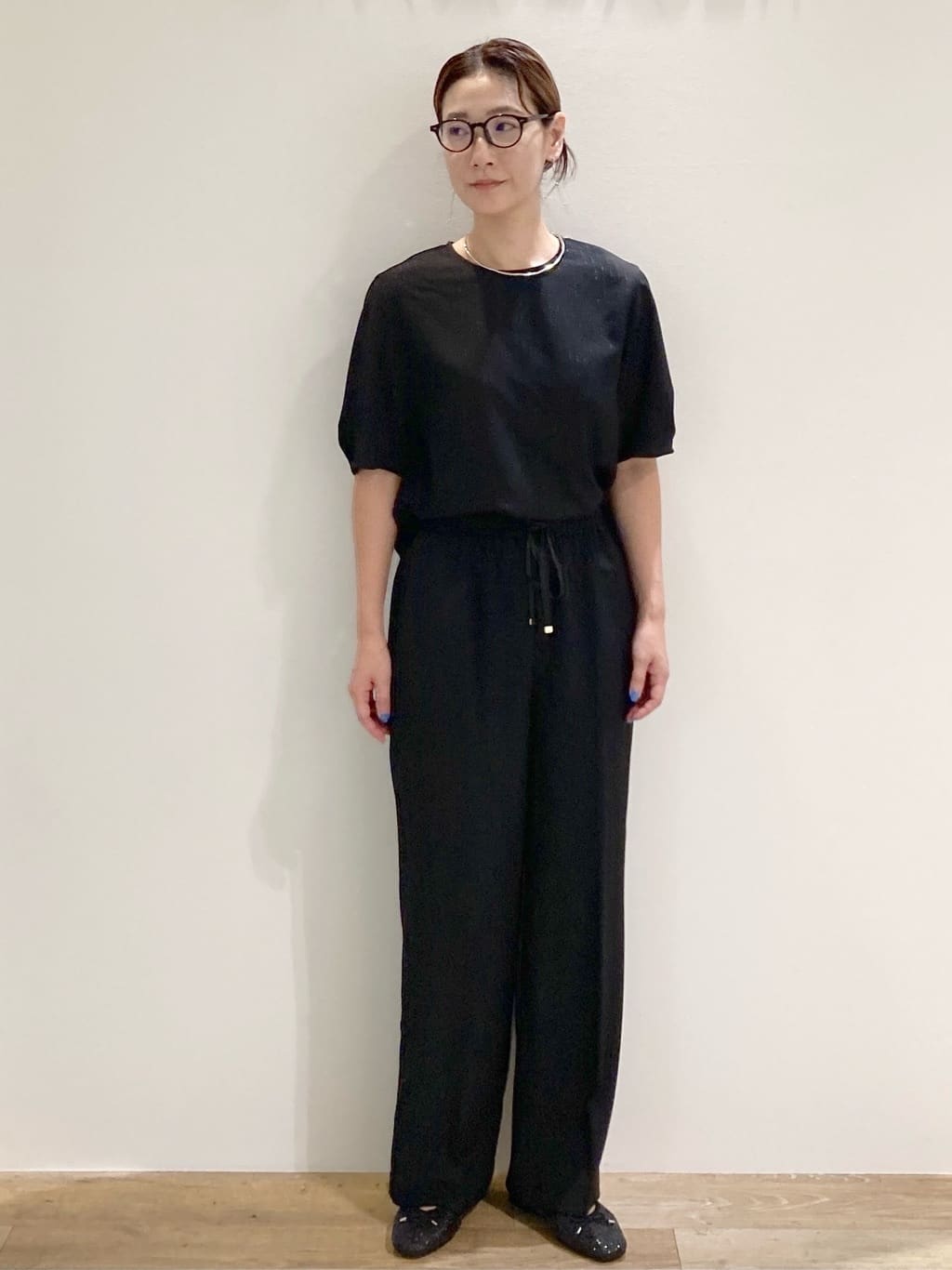 たけねぇさんの「OPAQUE.CLIP｜ラメストライプタックスリーブブラウス／セットアップ可【洗濯機洗い可／防シワ／吸水速乾】」を使ったコーディネート
