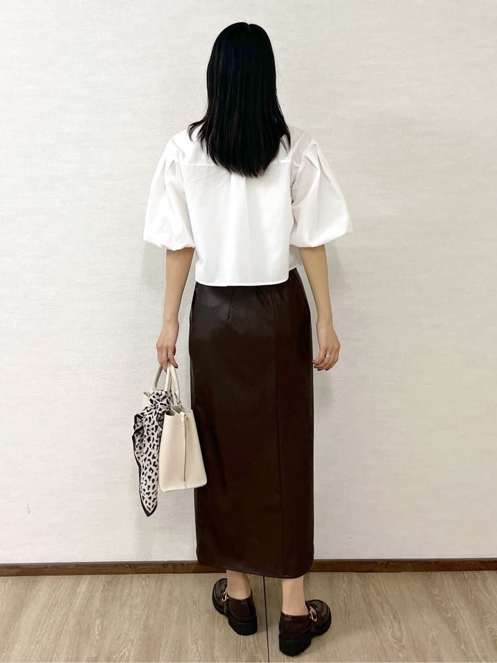 sachikoさんの「OPAQUE.CLIP｜バルーンスリーブシャツ【洗濯機洗い可】」を使ったコーディネート