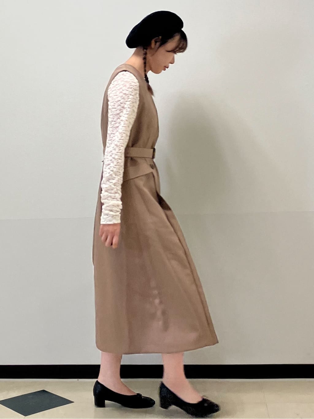 MAYUKIさんの「index｜トレンチディティールワンピース【洗濯機OK／イージーアイロン／防シワ】」を使ったコーディネート