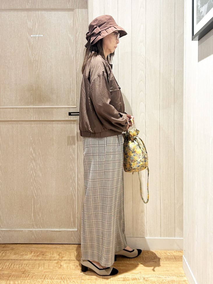 yukaさんの「SHOO･LA･RUE｜【S-LL】寒暖差のある時期に 大人上品なシアーブルゾン」を使ったコーディネート
