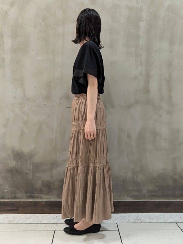 shioさんの「grove｜【UVカット/二の腕カバー】1枚で着映えするフレアスリーブデザイン」を使ったコーディネート