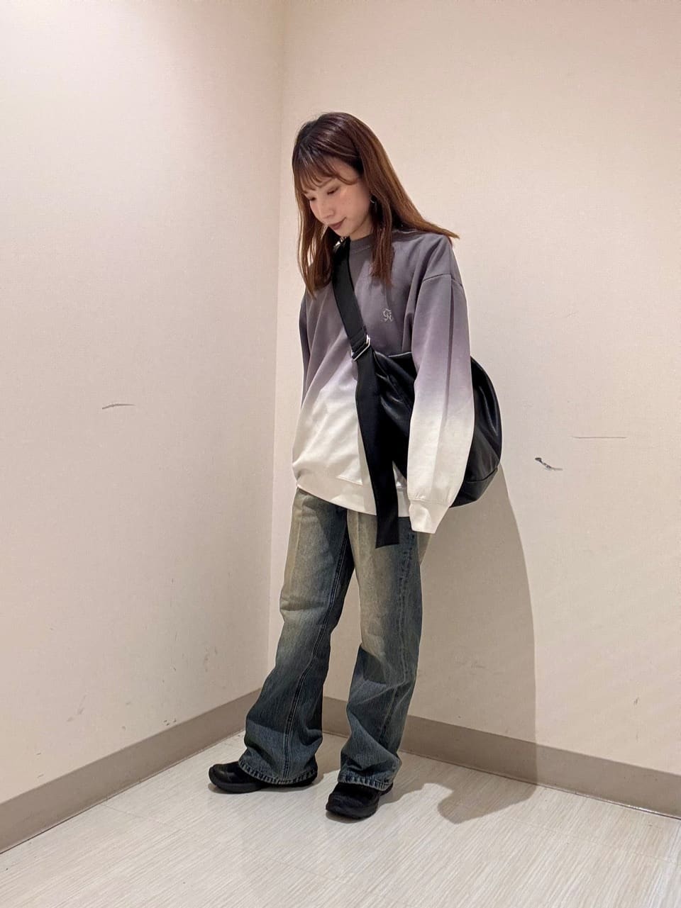 S.A.Oさんの「tk.TAKEO KIKUCHI｜【A4サイズ収納可】ルーズビッグショルダーバッグ／たすき掛け／ビッグ／」を使ったコーディネート
