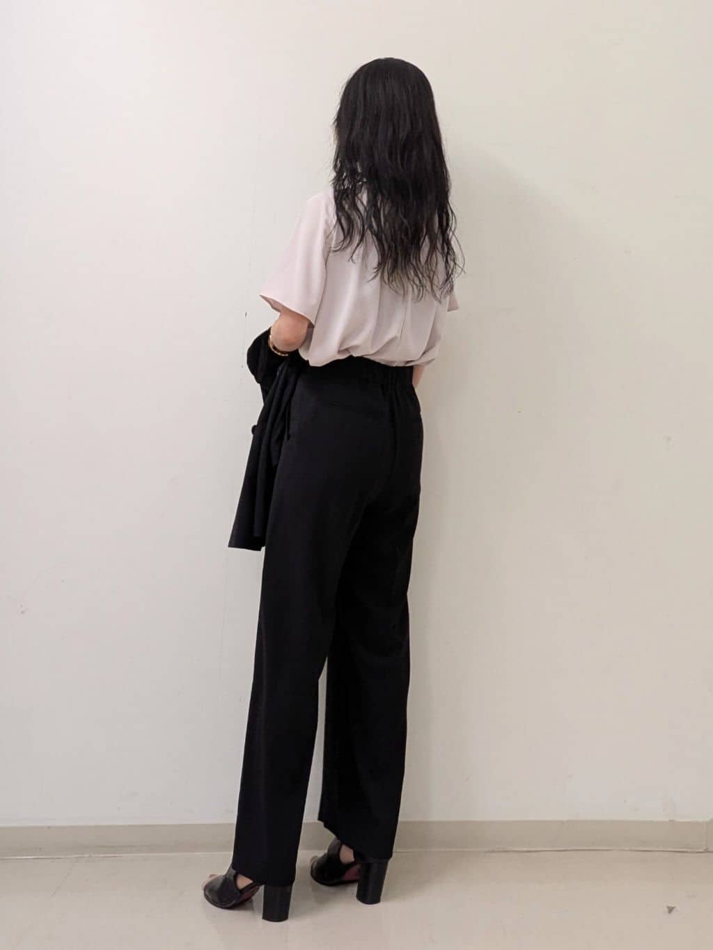 miiさんの「INDIVI｜【軽く羽織れる！】ダブルジャケット」を使ったコーディネート
