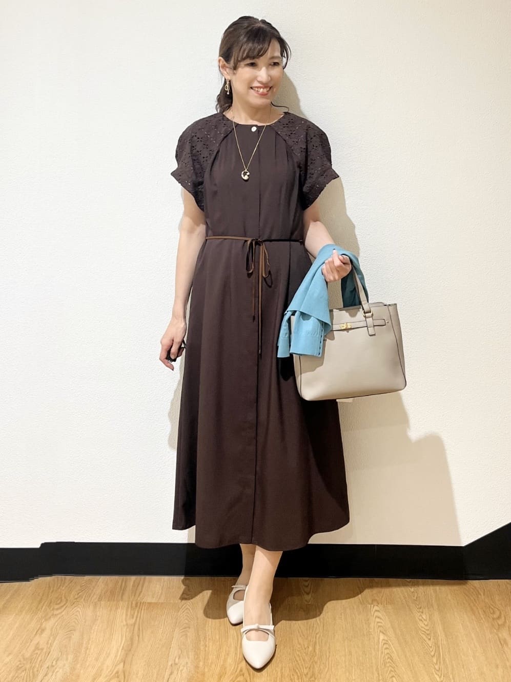 ayaさんの「Reflect｜カットワークレーススリーブワンピース」を使ったコーディネート