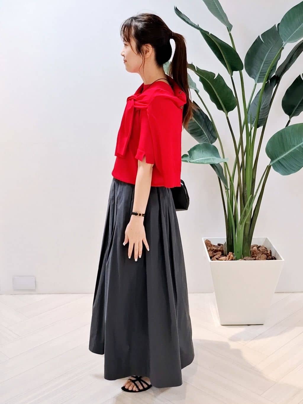 YuKaRiさんの「UNTITLED｜【アンサンブル可/薄手/洗える】5分袖クルーニット」を使ったコーディネート