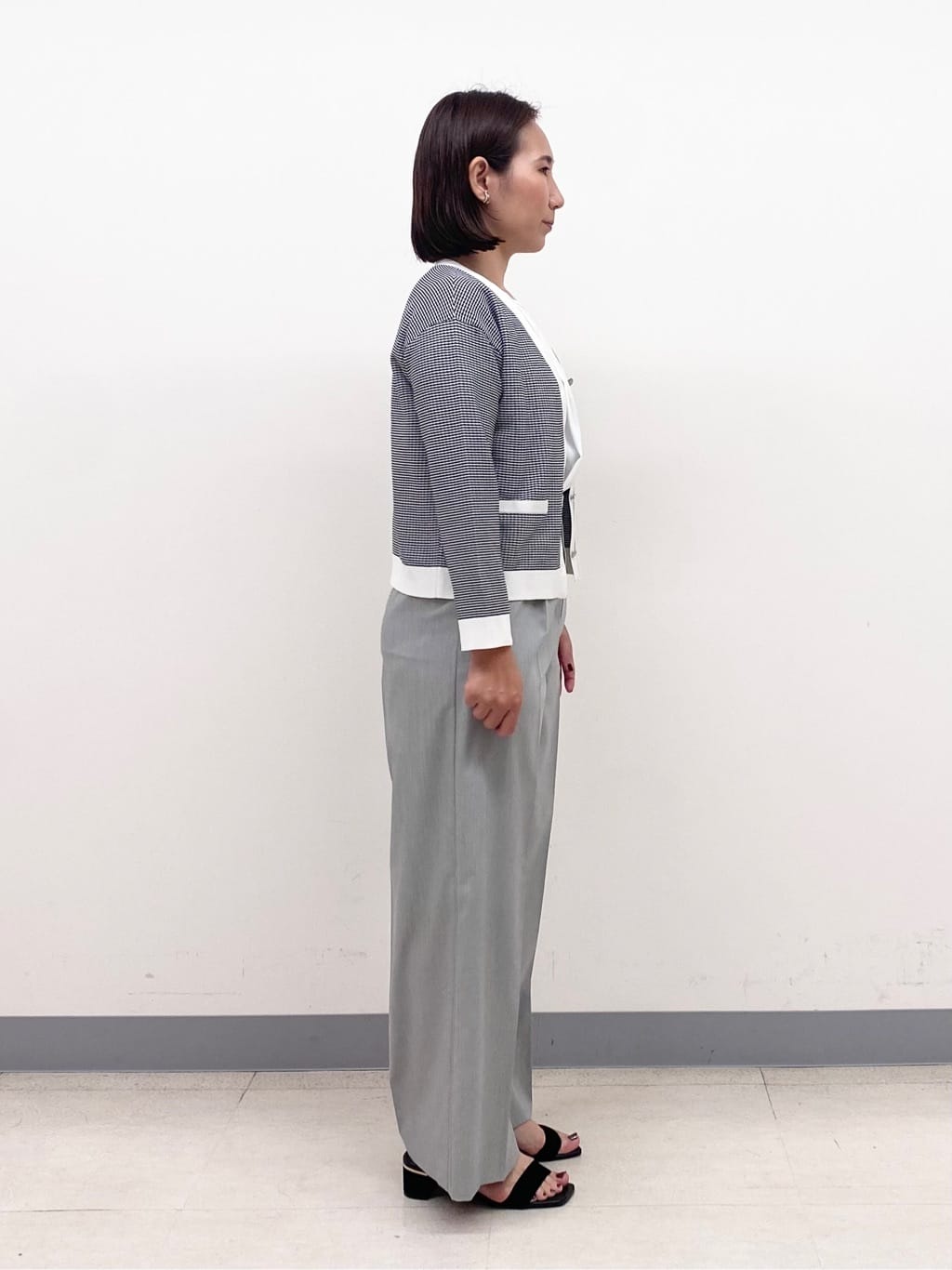 YUKARIさんの「INDIVI｜【軽く羽織れる/洗える】ジャケット風カーディガン」を使ったコーディネート