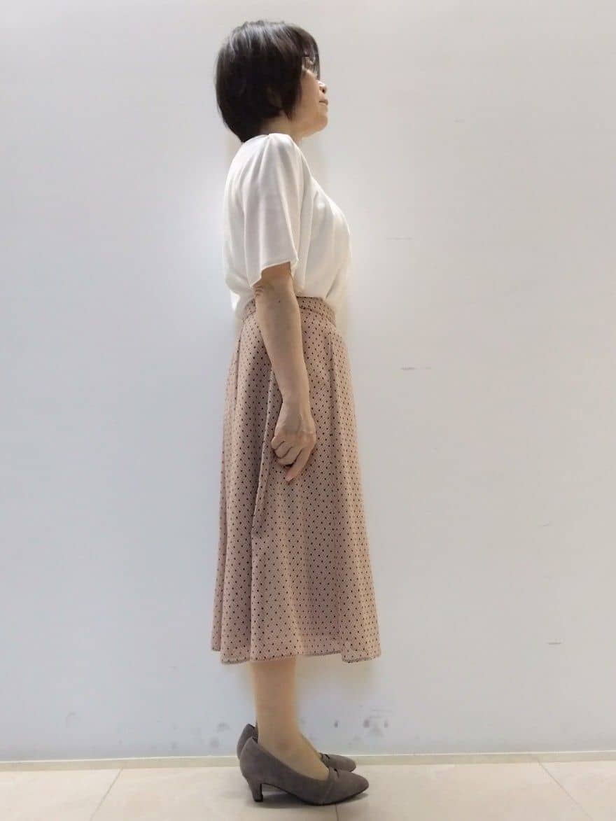 tokuさんの「Reflect｜【マシンウォッシュ可／セットアップ可】コツキ柄プリントフレアスカート」を使ったコーディネート