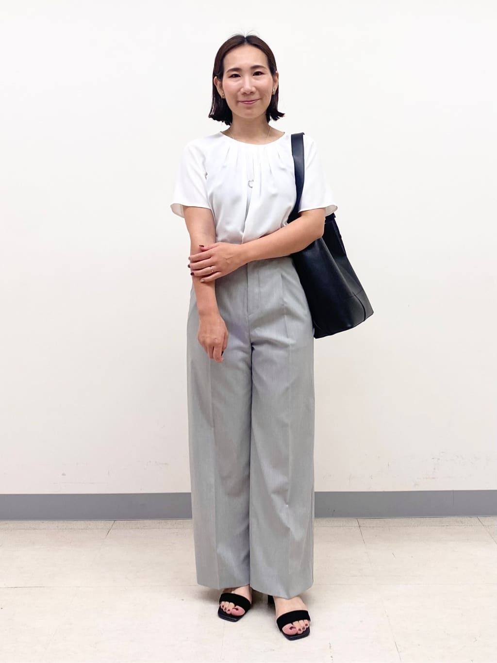 YUKARIさんの「INDIVI｜【軽く羽織れる/洗える】ジャケット風カーディガン」を使ったコーディネート
