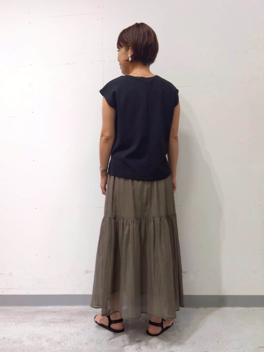 Kさんの「INDIVI｜【2点セット／着回し◎】ノースリーブ＆ティアードスカート カセット服」を使ったコーディネート
