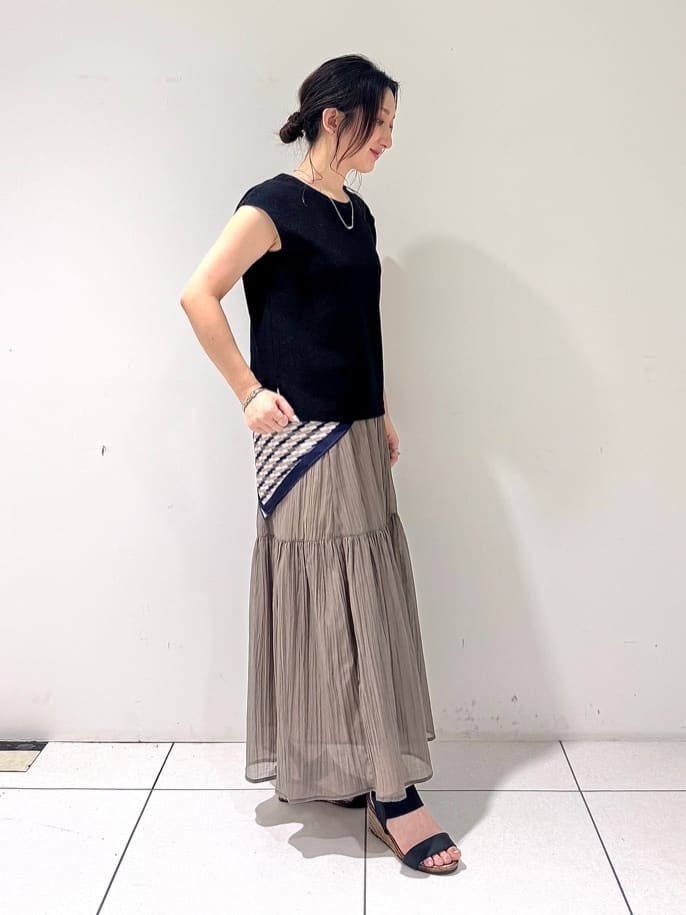 そんさんの「INDIVI｜【2点セット／着回し◎】ノースリーブ＆ティアードスカート カセット服」を使ったコーディネート