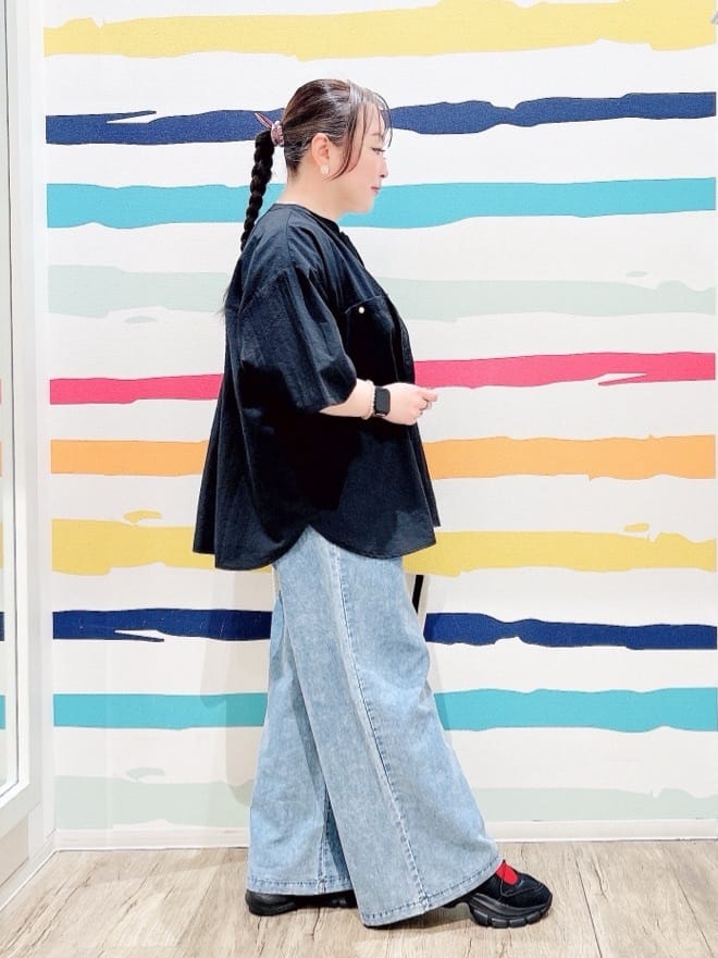 Peeさんの「SHOO･LA･RUE｜【S-LL/ひんやり/UV】選べる6柄でそれぞれ欲しくなる プリントTシャツ」を使ったコーディネート